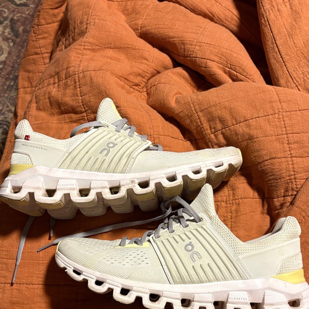 On Running Athletic Shoes in Cream and Gray